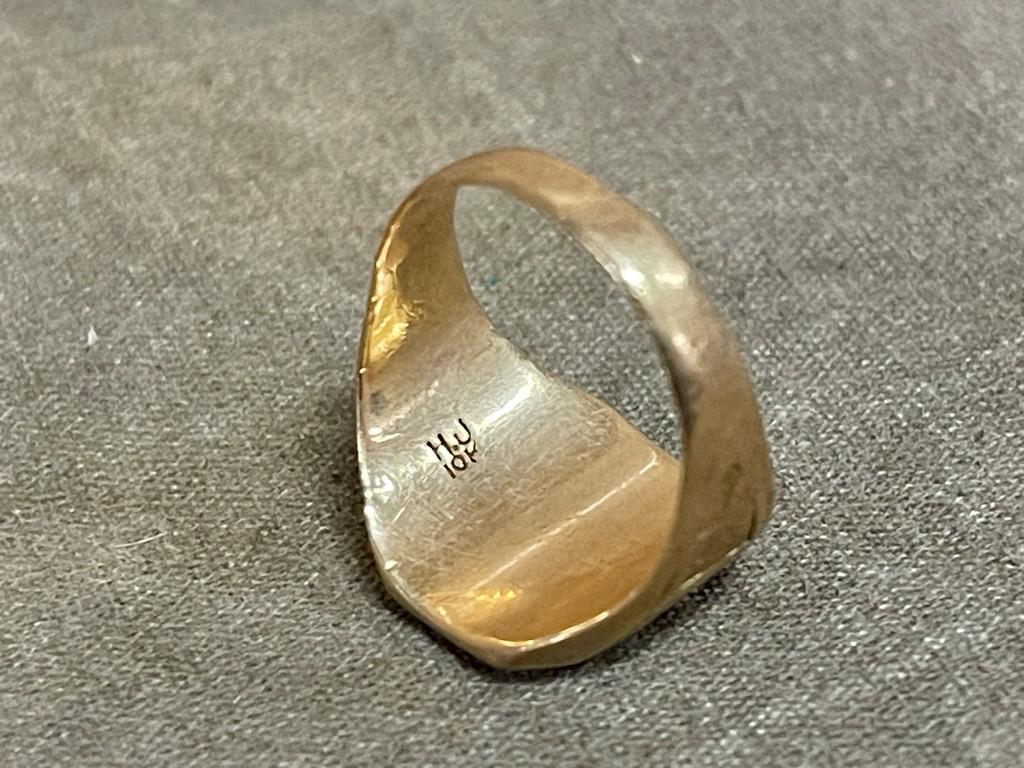 10 K Gold Ladies Ring