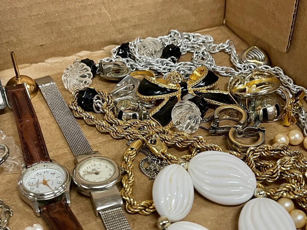 Costume Jewelry Lot