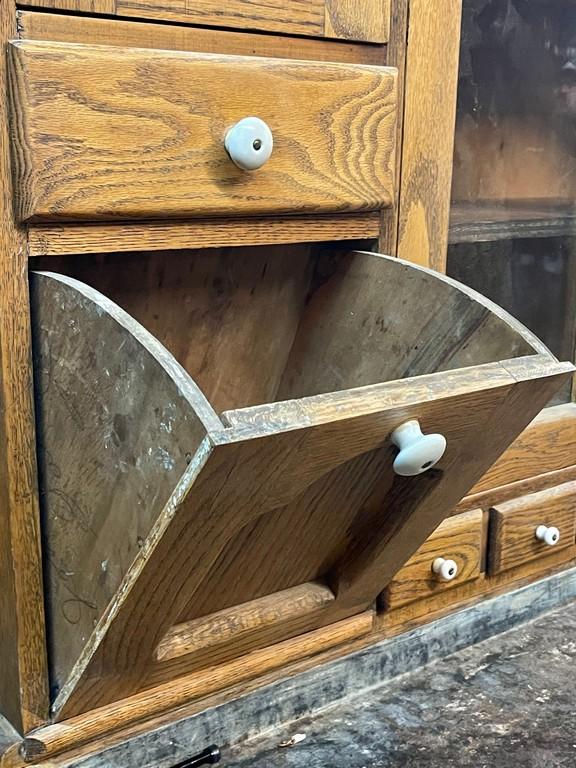 Antique Oak Hoosier/Dry sink Cabinet