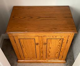 Oak 2 Door Cabinet