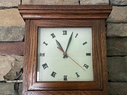 Modern Quartz Oak Case Mantel Clock