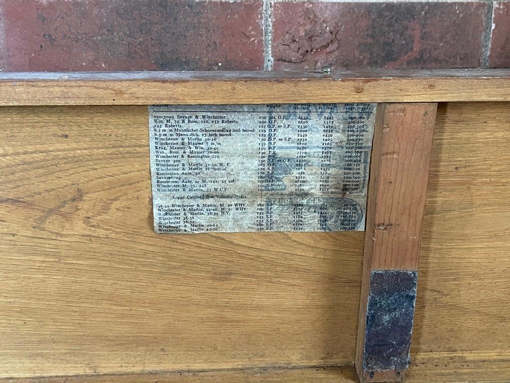 Wooden Gun Box with Cleaning Tools and Ornament Celebrating the Bicentennial of the Presidency