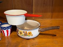 Enameled Pot Lot and Salton Hand Mixer