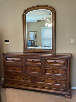 Rotta Dresser with Curved Mirror