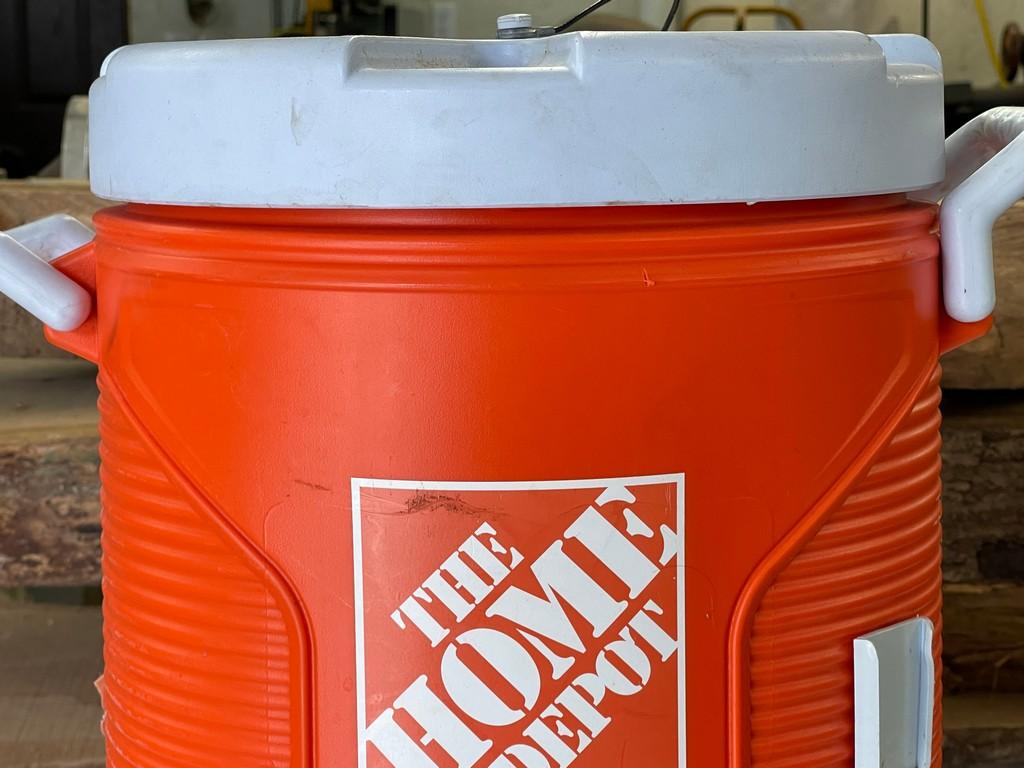 Home Depot Rubber Maid Cooler