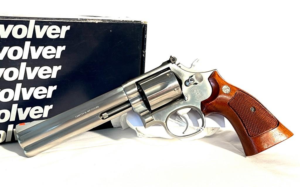Smith & Wesson Model 686 357 Stainless Revolver NIB