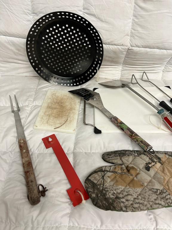 Grilling Utensil Lot