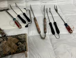 Grilling Utensil Lot