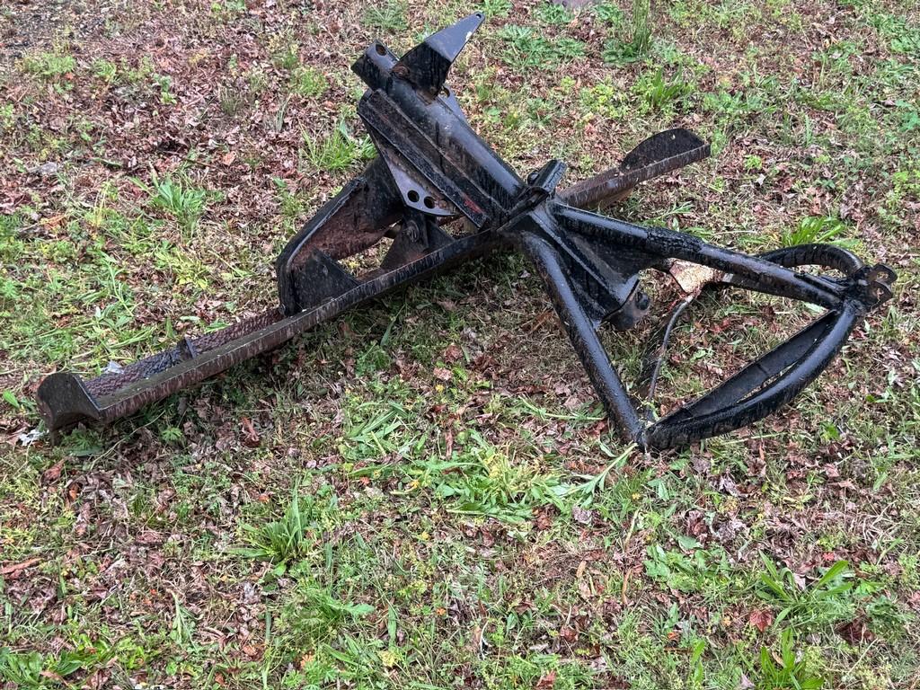 Rear Mount 3 Point Hitch 6 Ft. Scrape Blade