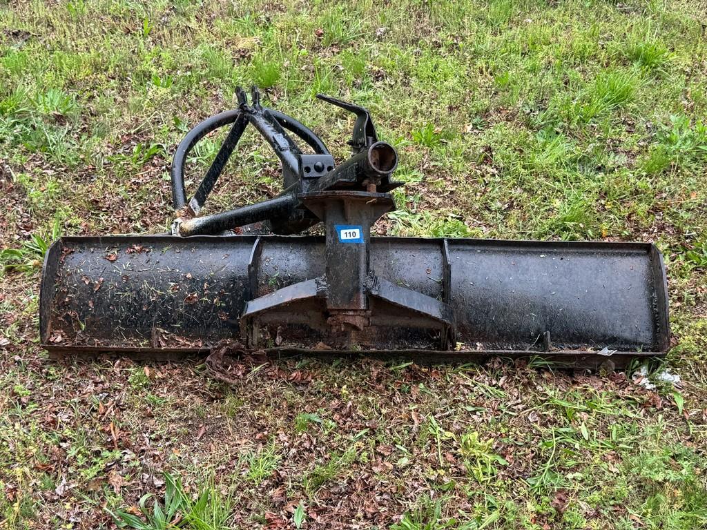 Rear Mount 3 Point Hitch 6 Ft. Scrape Blade