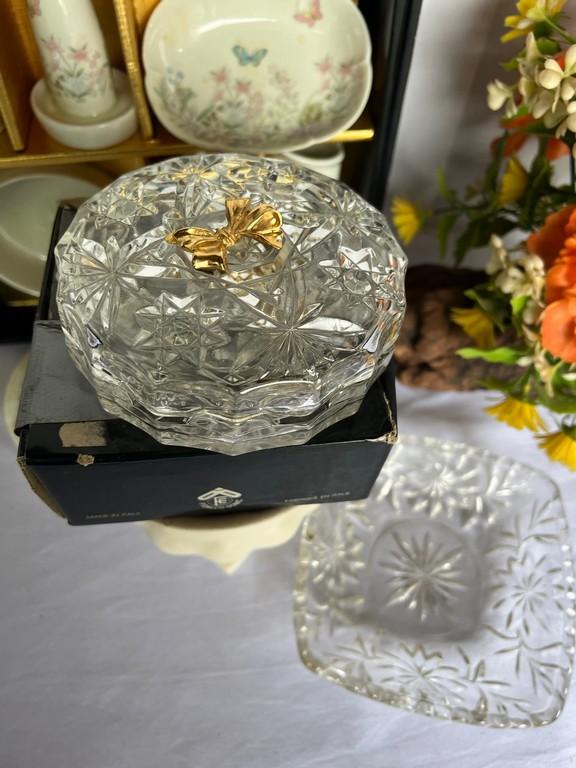Tray of Collectibles