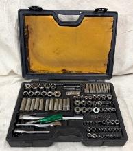 Craftsman Socket Set In Hardshell Plastic Case