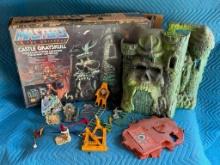 Castle Gray Scull Fortress In Original Box