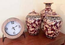 Three-Piece Set of Leaf Pattern and Clock