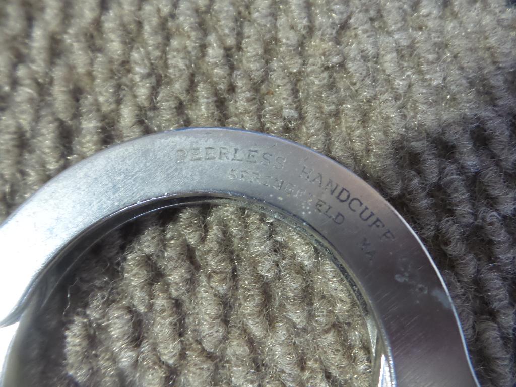 Peerless handcuffs model 500 NO KEY