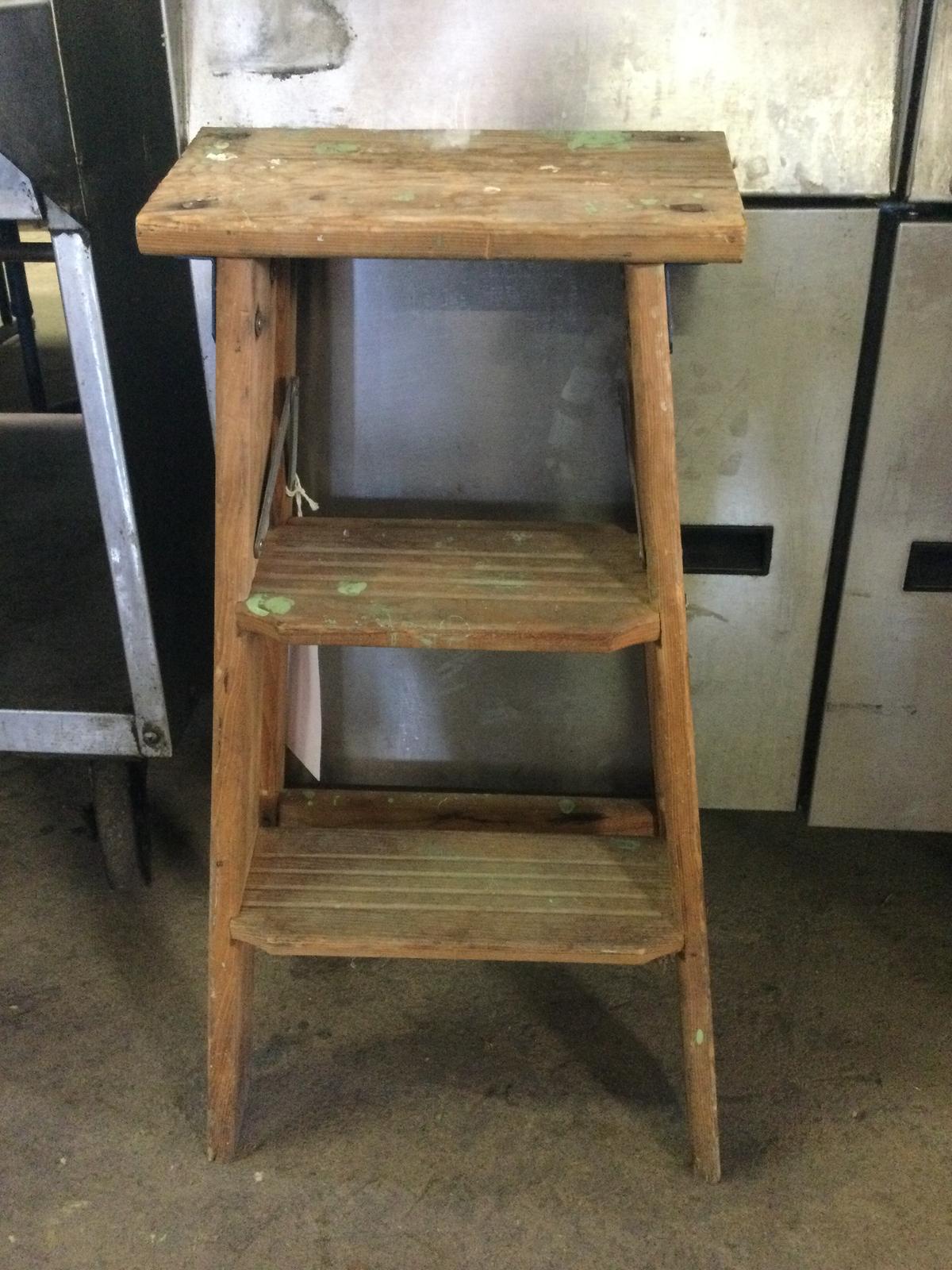 Wooden Step Ladder