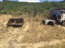 2 Excavator Buckets with rock teeth