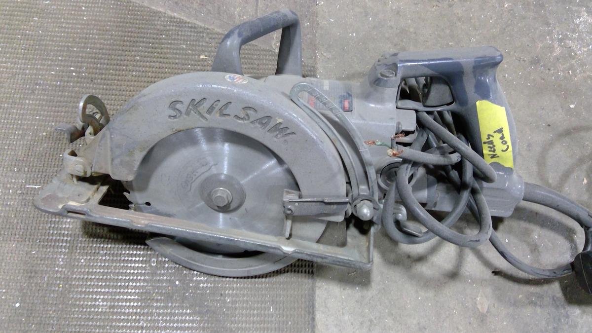 Skilsaw HD77 7¼in Circular Saw, needs new plug