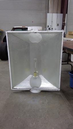 Sun Setter Magnum XXXL Reflector with 600w bulb