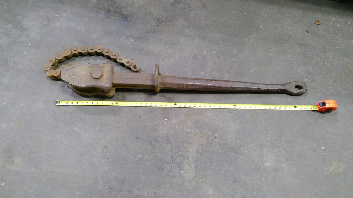 Vuloan 4ft Chain Wrench