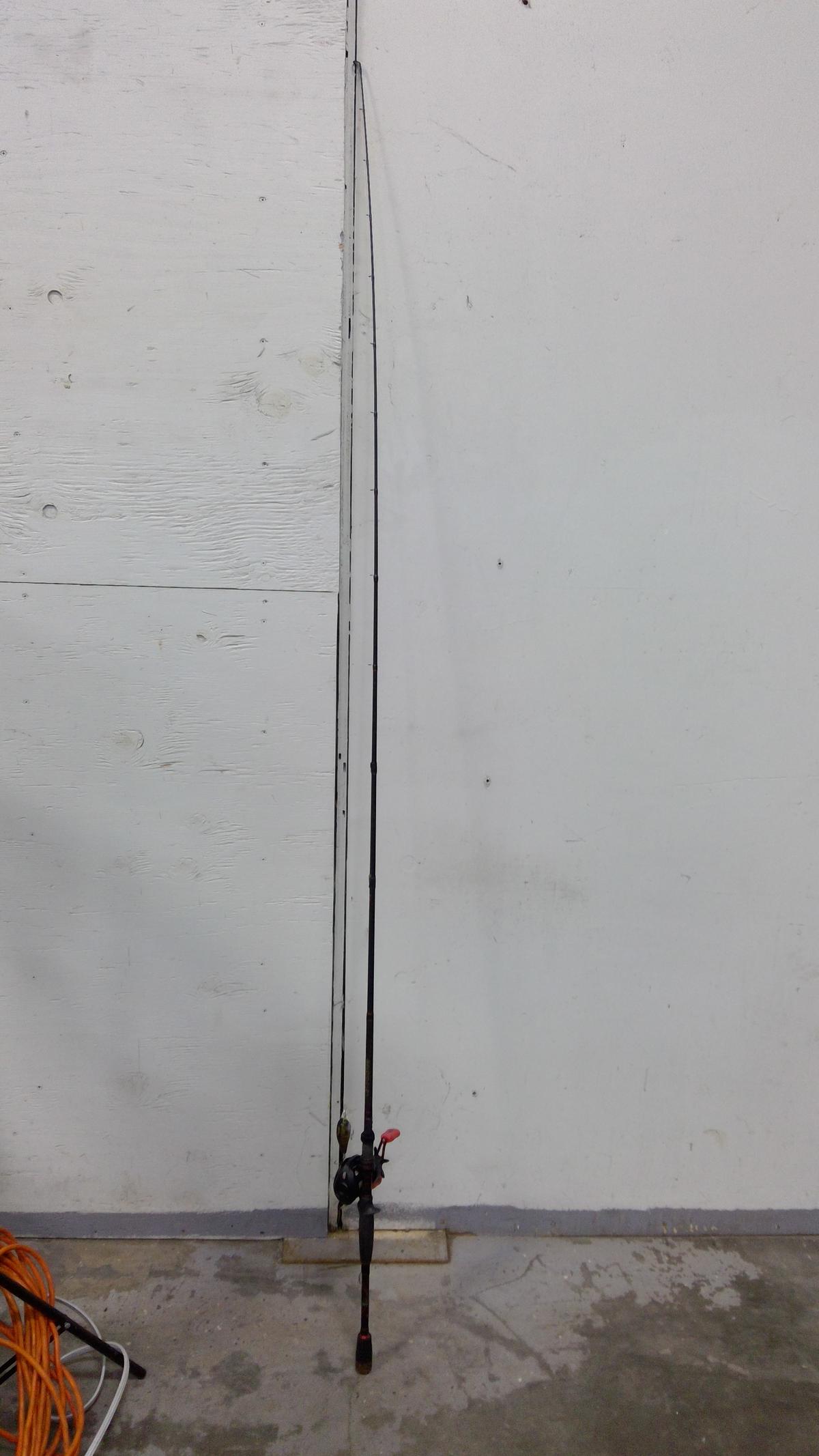 7' Insight ProAdvantage Fishing Pole with Abu Garcia Reel
