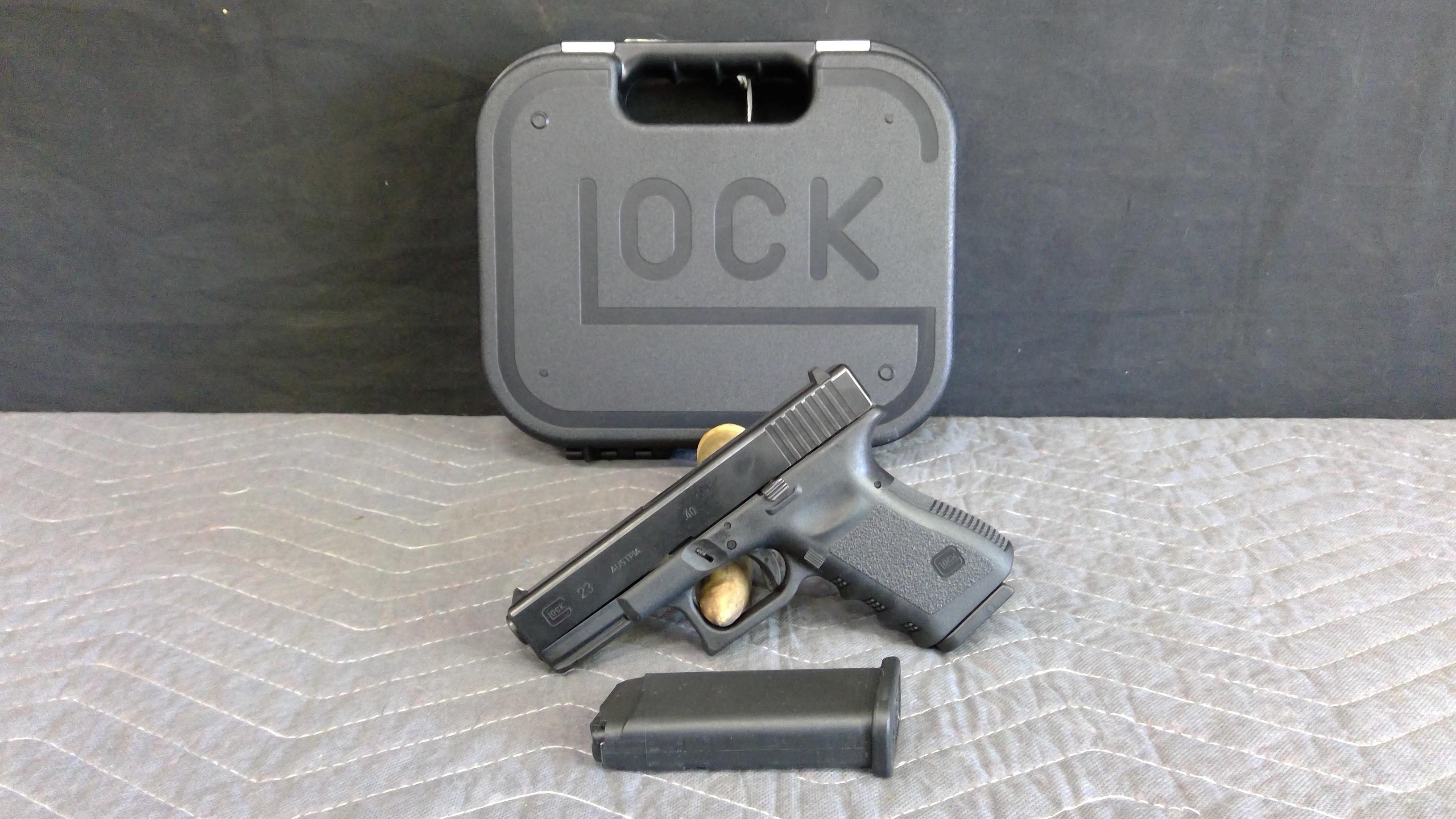NEW Glock 23 with Extra Mag .40s&w