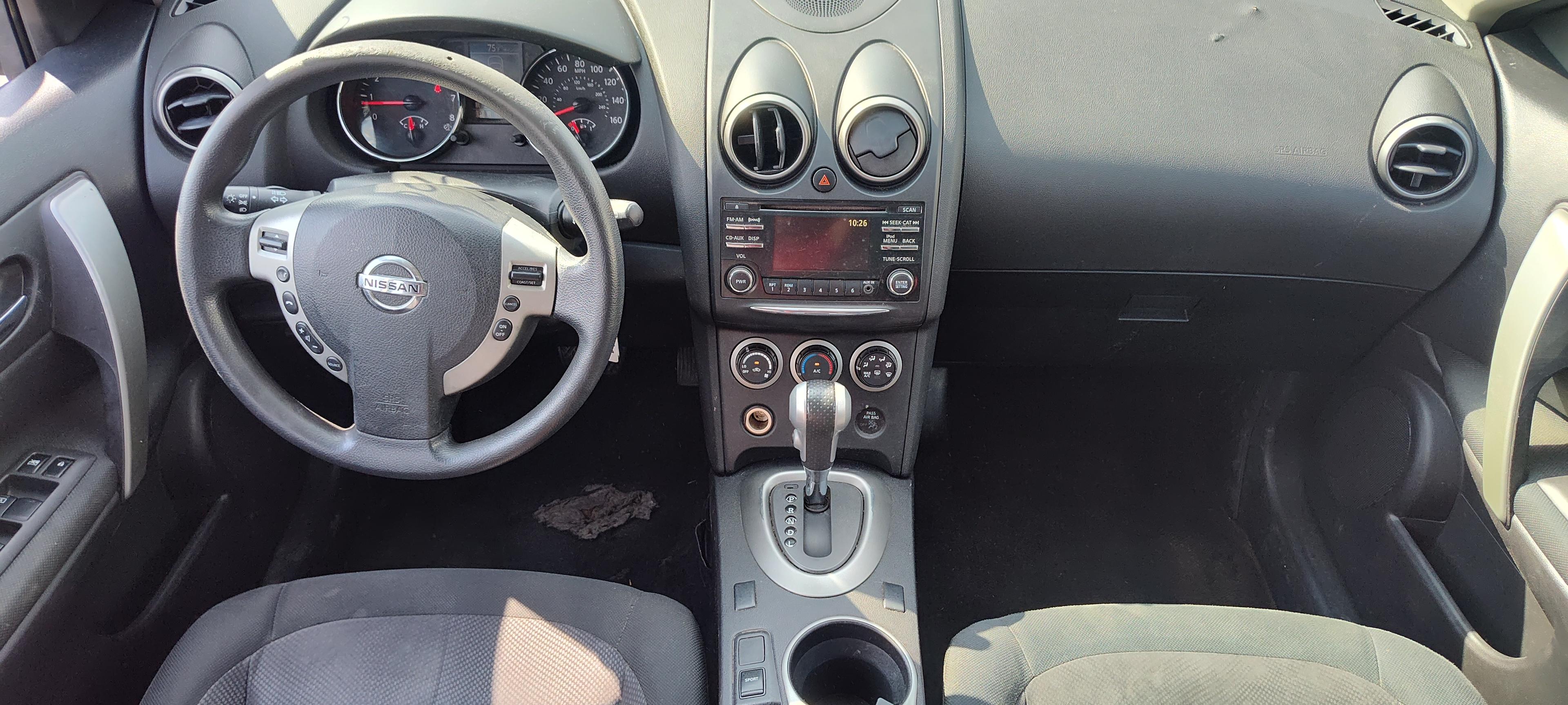 2015 NISSAN Rogue