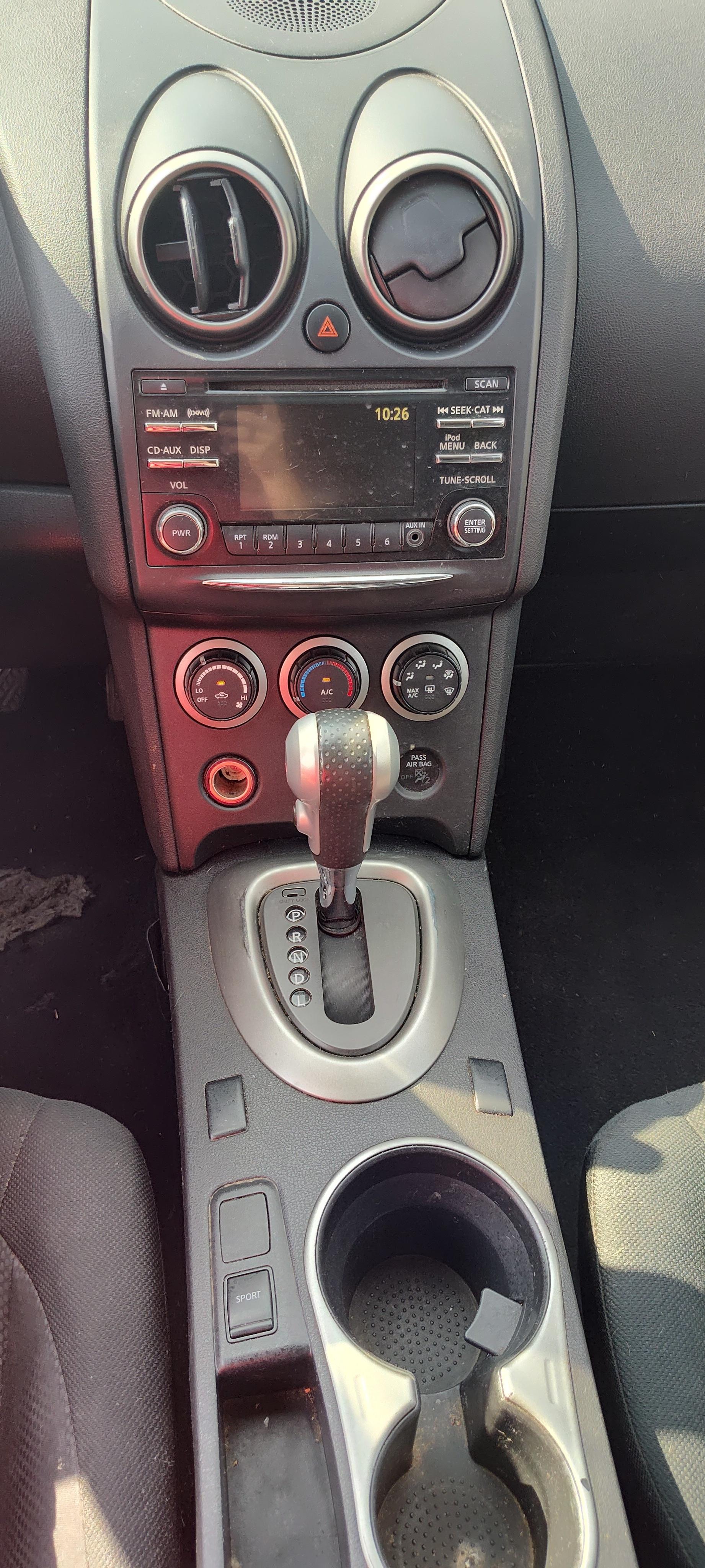 2015 NISSAN Rogue