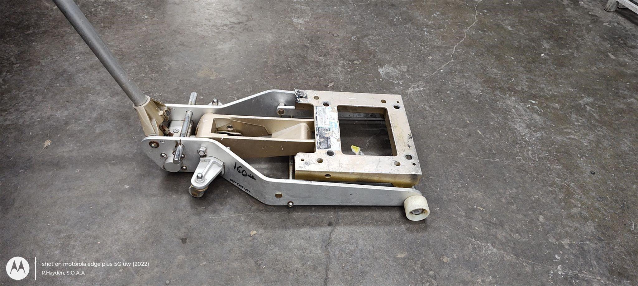 Transmission Floor Jack