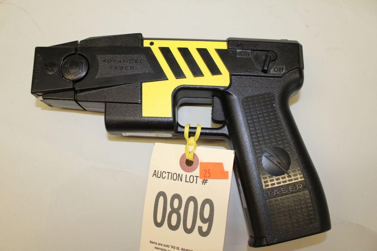 Advanced Taser M26 Pistol