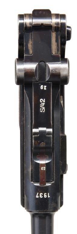 MAUSER S/42 CODE SEMI AUTO LUGER PISTOL.