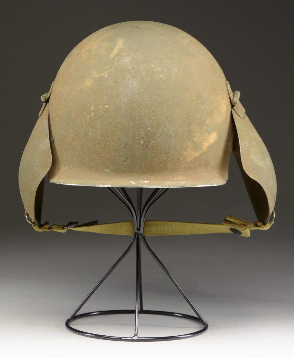 WWII US AAF B-17 AERIAL GUNNER FLAK HELMET.