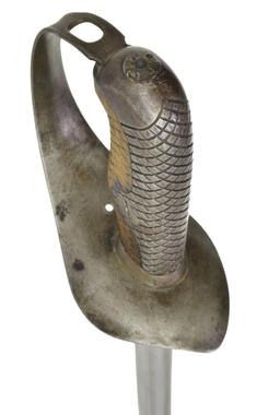 JAPANESE TYPE-32 CAVALRY TROOPER’S SABER.