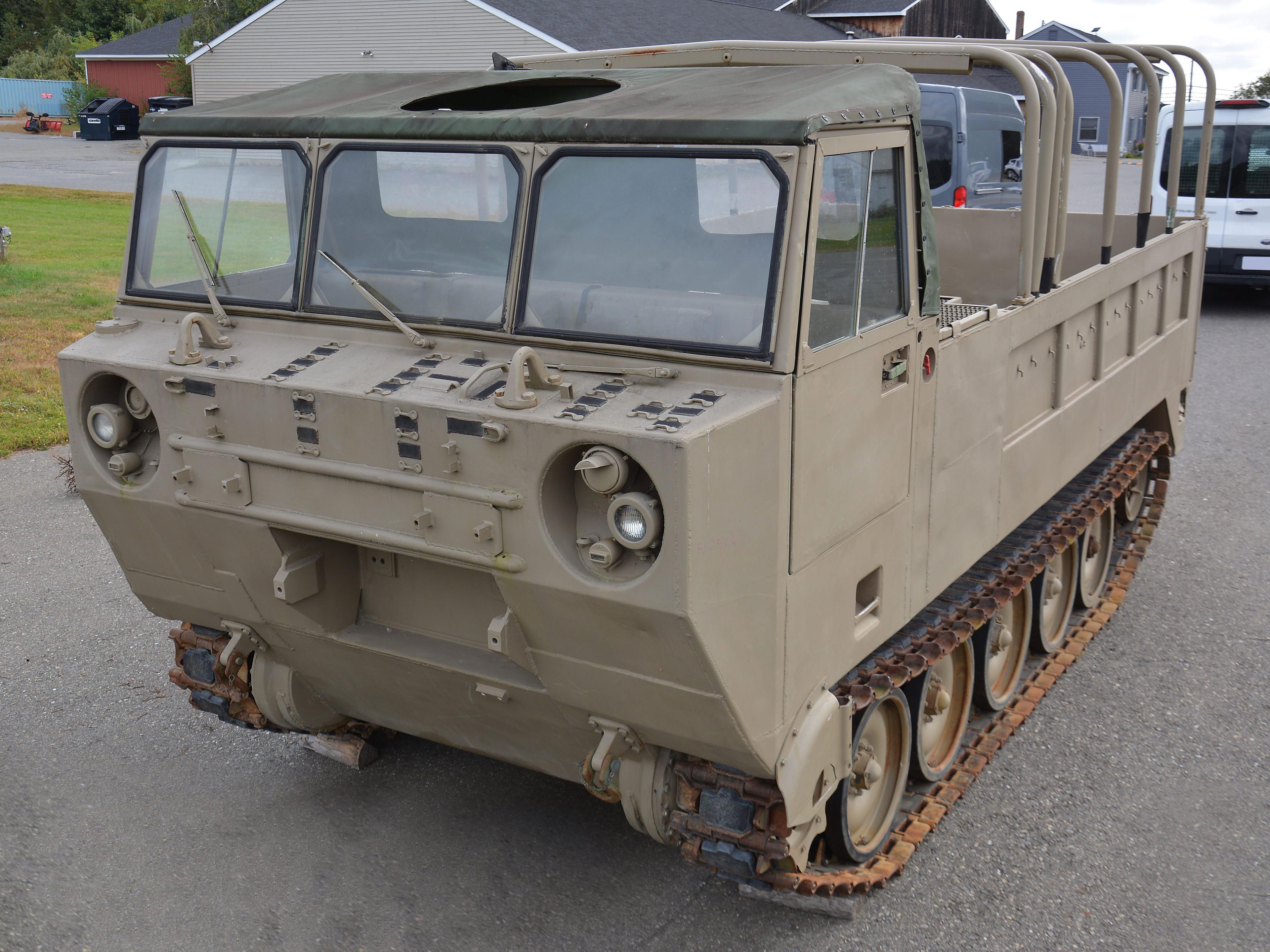 M548A1 6-TON, TRACKED CARGO