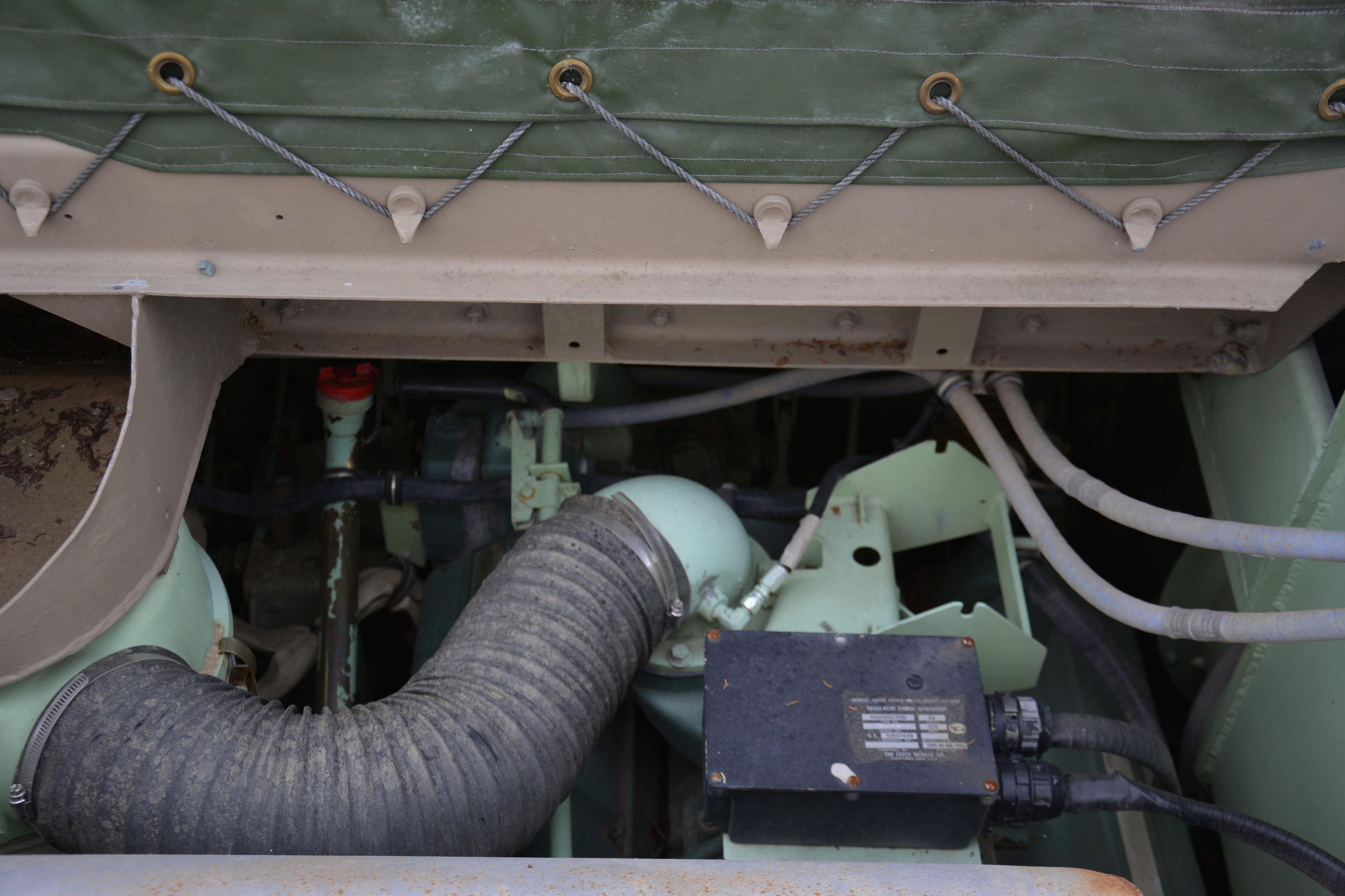 M548A1 6-TON, TRACKED CARGO