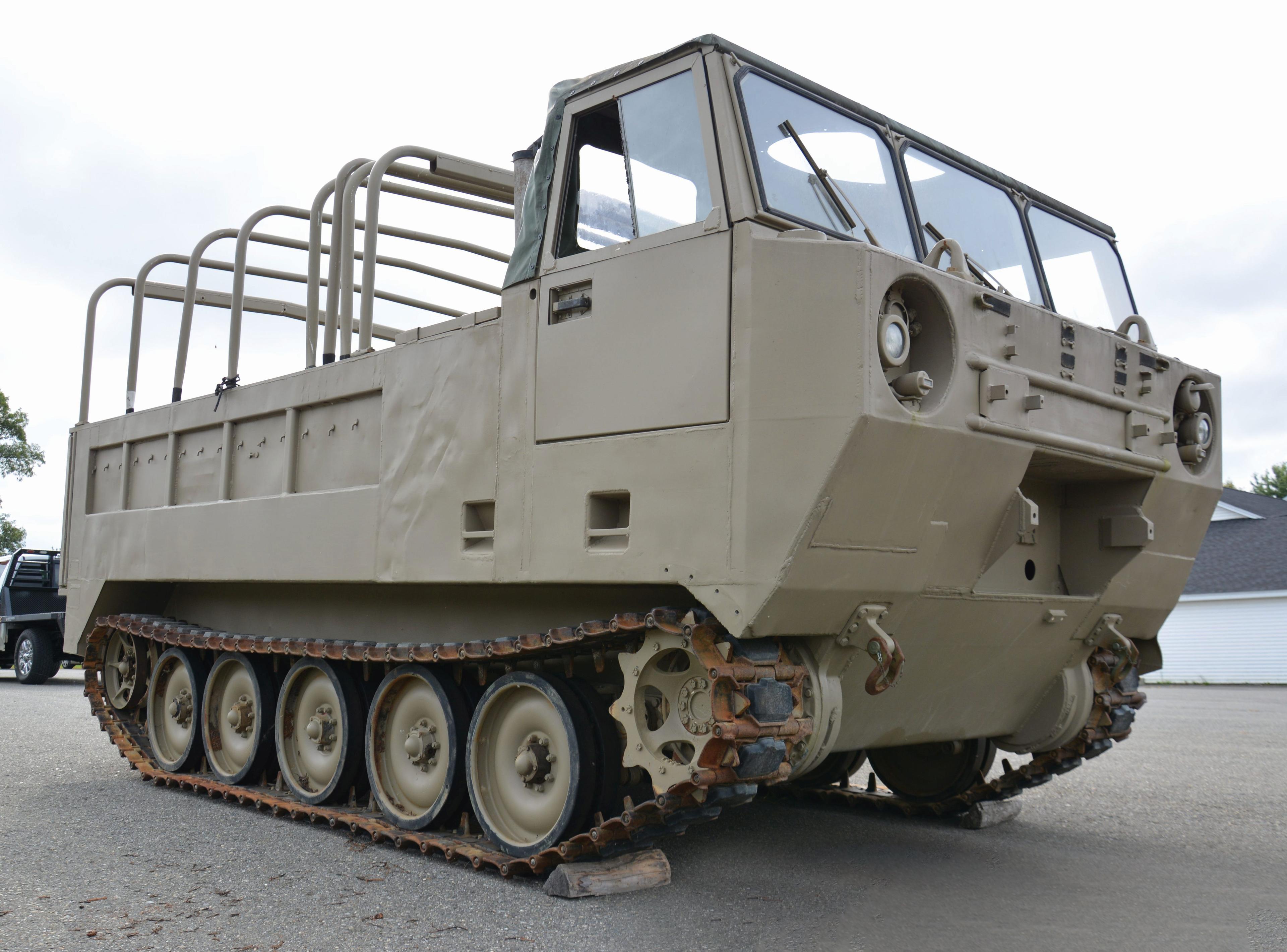 M548A1 6-TON, TRACKED CARGO