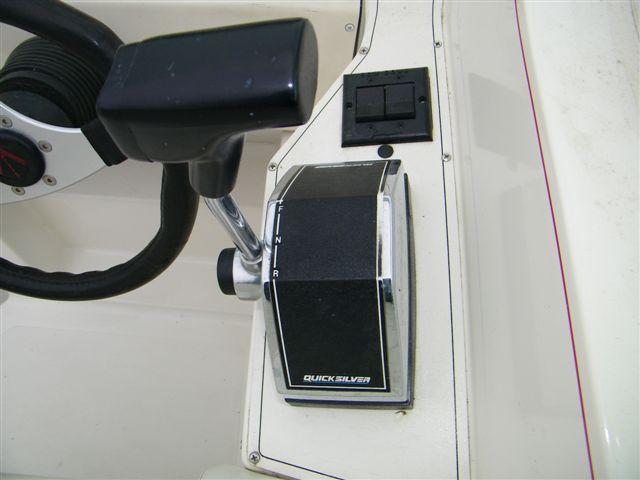 1997 ENVISION 27' BOAT