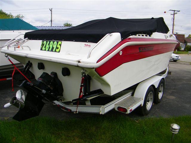1997 ENVISION 27' BOAT