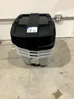 Suncast 18Gal stacking Bins 4pk