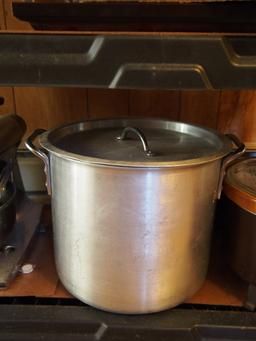 Stainless steel stockpot