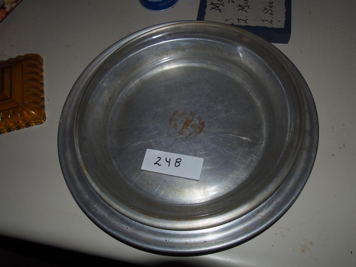 Pyrex glass pie pan with water bath