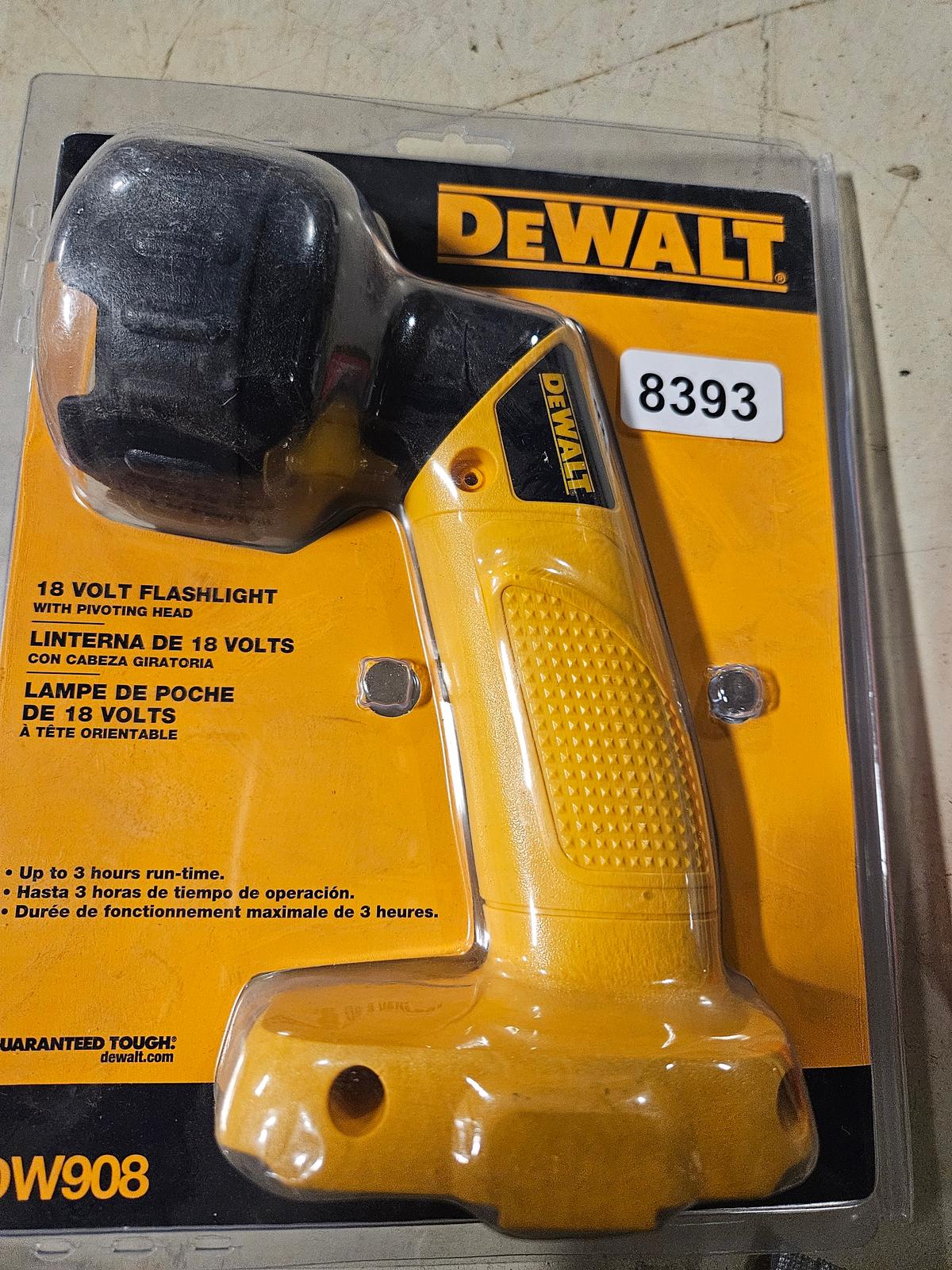 DeWalt 18V Flashlight with Pivoting Head