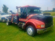2001 International 4700 Tow Truck