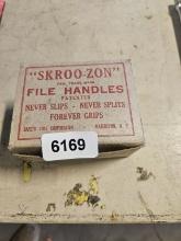 Skroo-zon File Handles