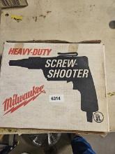 Milwaukee Heavy Duty Screw Shooter