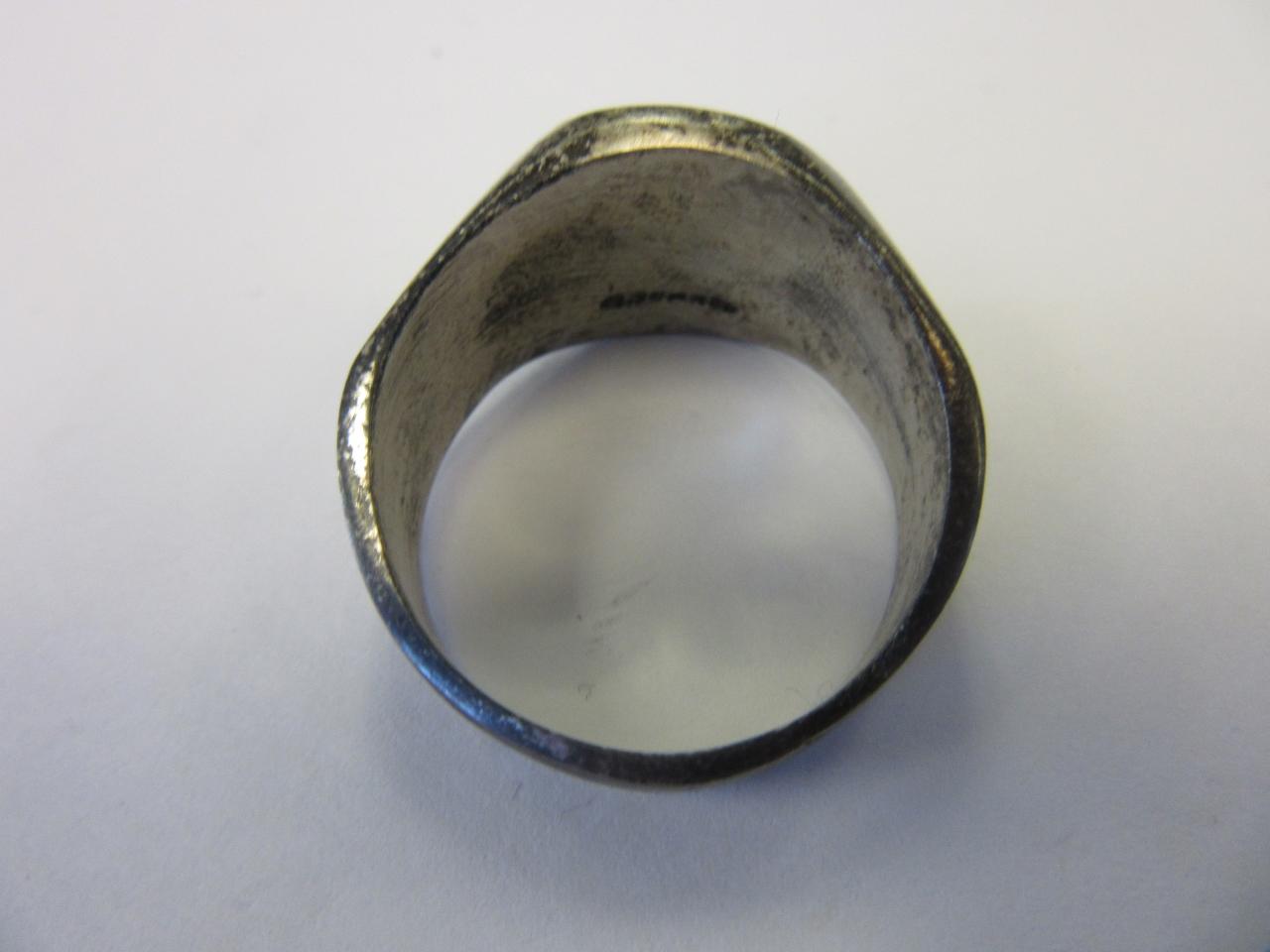 .925 Silver 12.4g Size 12 Yin-Yang Ring