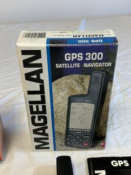 Lot of 2 GPS Navigator-Handheld & Moble