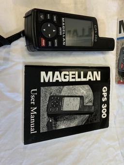 Lot of 2 GPS Navigator-Handheld & Moble
