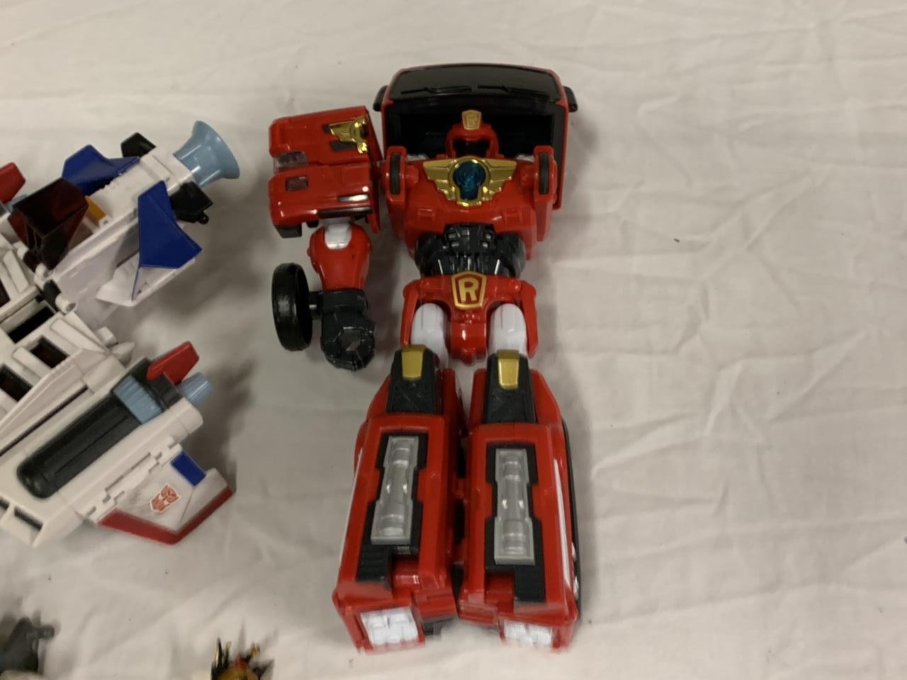 Lot of Transformers Style Toys