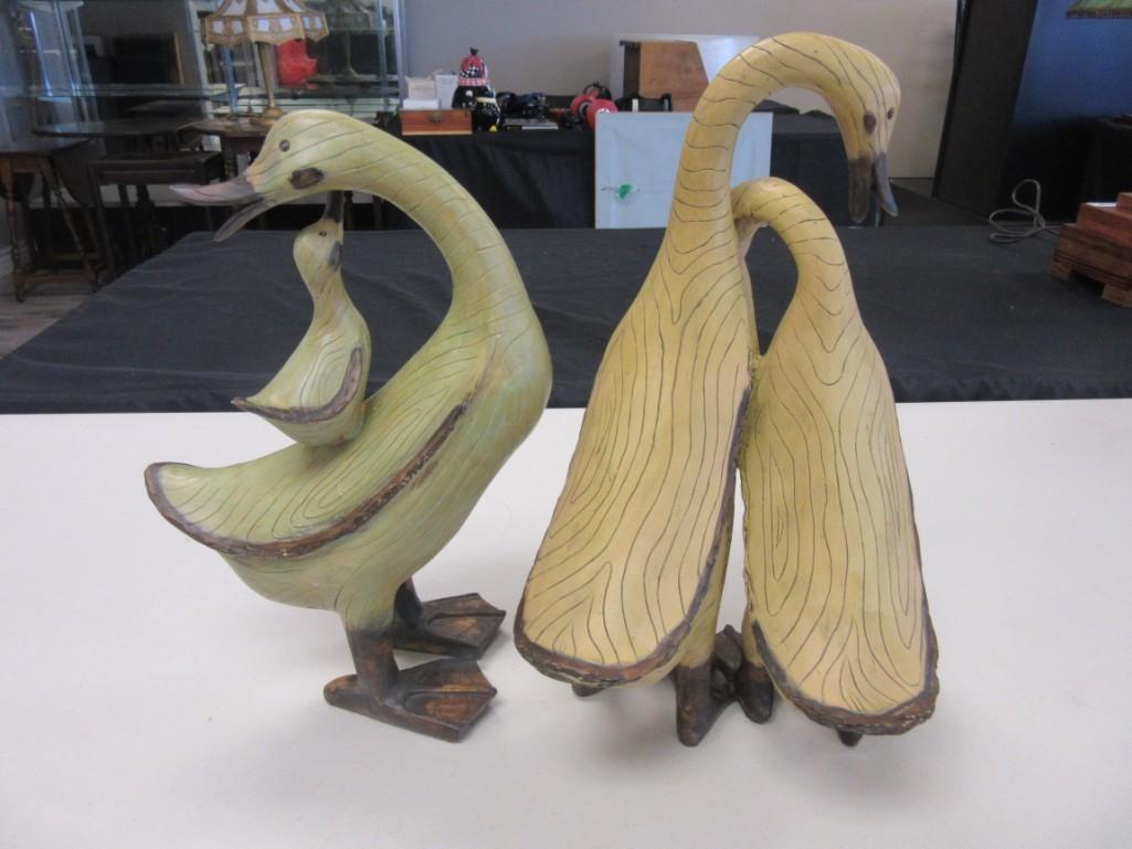 Pair Ducks and Their Babies Figurines